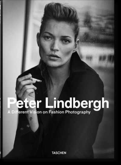 Copertina  Peter Lindbergh : a different vision on fashion photography