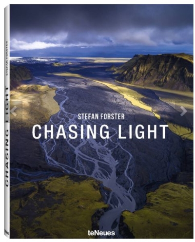 Copertina  Chasing light